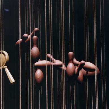 gw_detail_bowlingpins