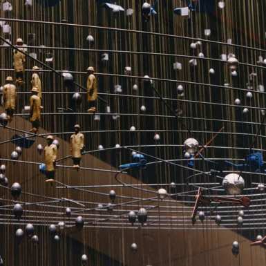 gw_detail_magrittes_solarsys